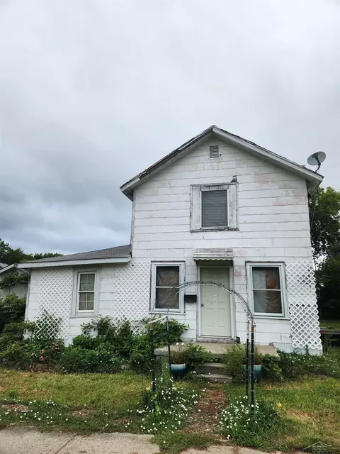 102 W Johnson, Saginaw, MI 48604