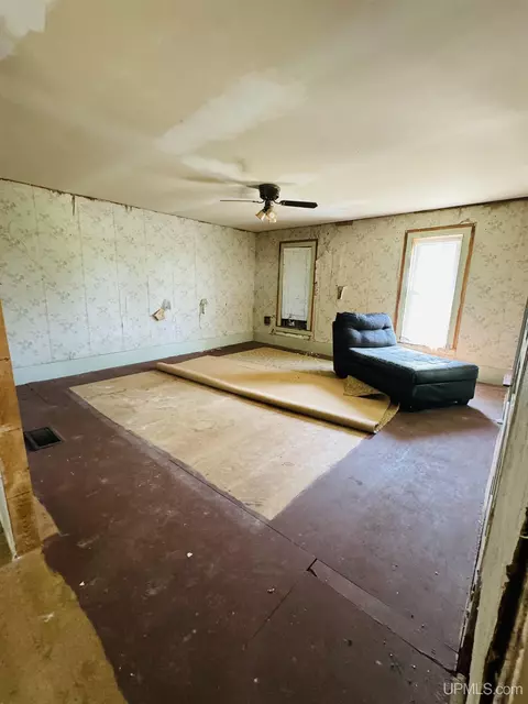 6796 Pingree, Elwell, MI 48832 photo 5