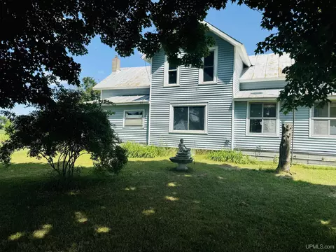 6796 Pingree, Elwell, MI 48832