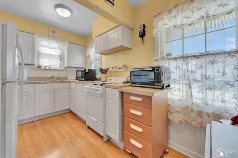 17723 Brinson, Riverview, MI 48193 photo 8