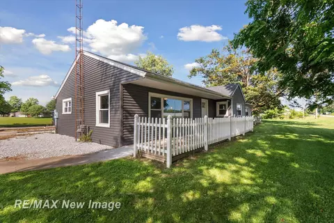 3509 E M21, Corunna, MI 48817 photo 2
