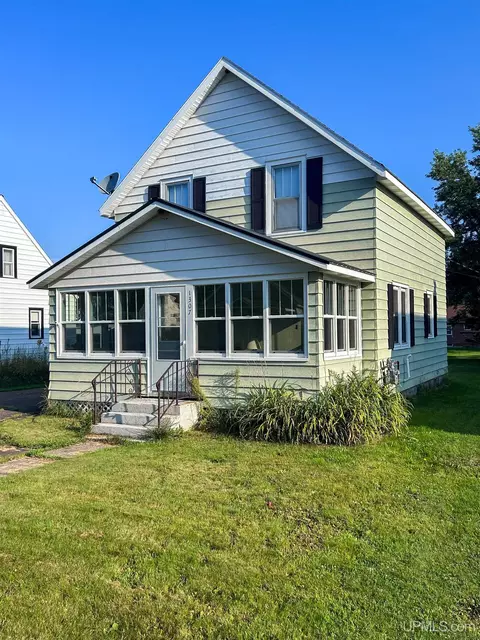 1307 Pierce, Wakefield, MI 49968