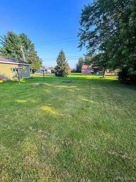Exterior - 1307 Pierce, Wakefield, MI 49968 photo 9 of 9