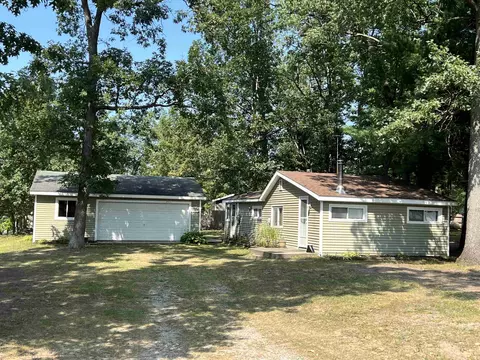6903 Sawmill, Harrison, MI 48625 photo 28