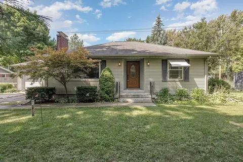 1693 Passolt, Saginaw, MI 48638