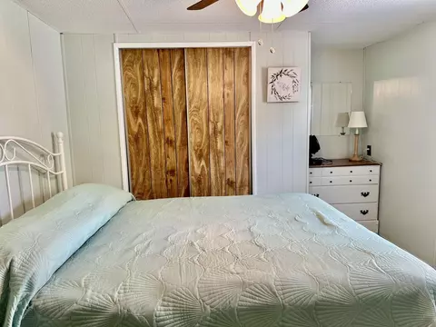 Bedroom - 3263 Beaver, Gladwin, MI 48624 photo 3 of 4