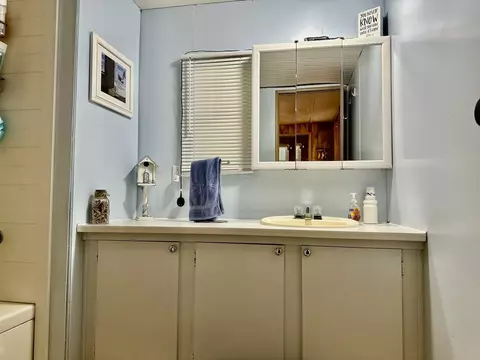 Bath - 3263 Beaver, Gladwin, MI 48624 photo 1 of 3