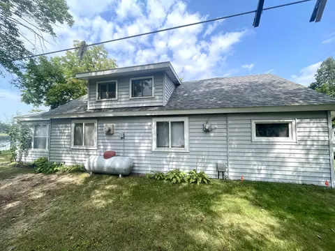 2881 Lakeshore, Gladwin, MI 48624 photo 13