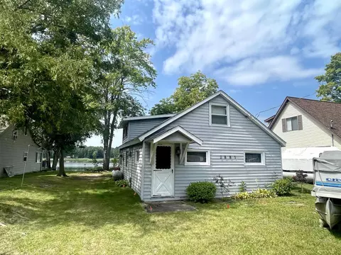 2881 Lakeshore, Gladwin, MI 48624 photo 8