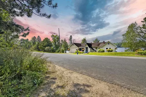 5179 Keyes Lk, Florence, WI 54121