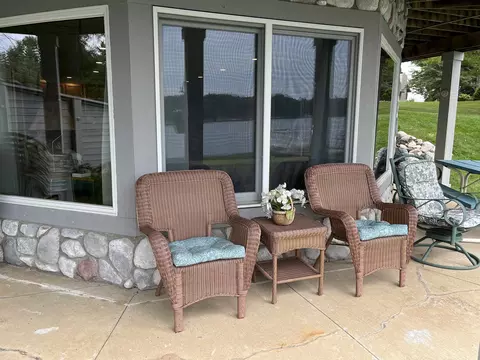 Exterior - 2393 Islanders, Gladwin, MI 48624 photo 5 of 7