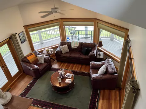 Living - 2393 Islanders, Gladwin, MI 48624 photo 11 of 13