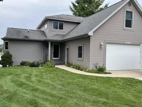 Exterior - 2393 Islanders, Gladwin, MI 48624 photo 6 of 7