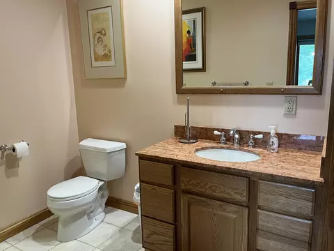 Bath - 2393 Islanders, Gladwin, MI 48624 photo 18 of 18