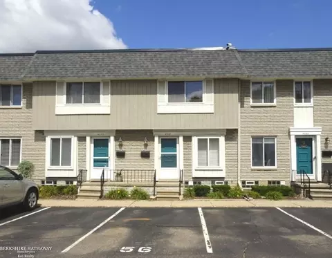 4370 15 Mile, Sterling Heights, MI 48310