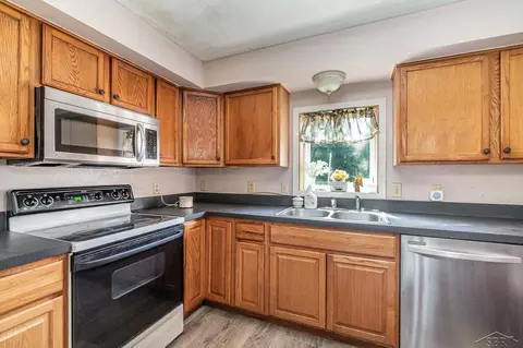 3020 E Laporte, Hemlock, MI 48626 photo 12
