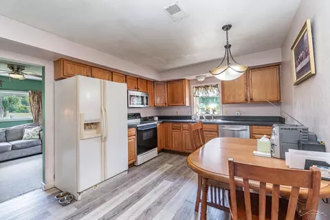 3020 E Laporte, Hemlock, MI 48626 photo 11