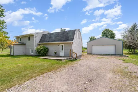 3020 E Laporte, Hemlock, MI 48626 photo 3