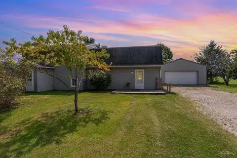 3020 E Laporte, Hemlock, MI 48626