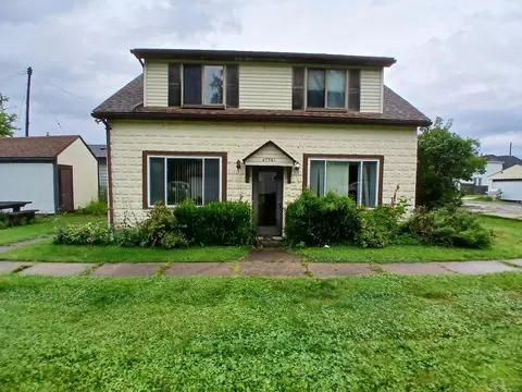 47561 Forton, New Baltimore, MI 48047