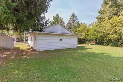 1440 W Carleton, Adrian, MI 49221 photo 8