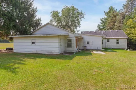 1440 W Carleton, Adrian, MI 49221 photo 6