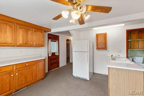 1440 W Carleton, Adrian, MI 49221 photo 16
