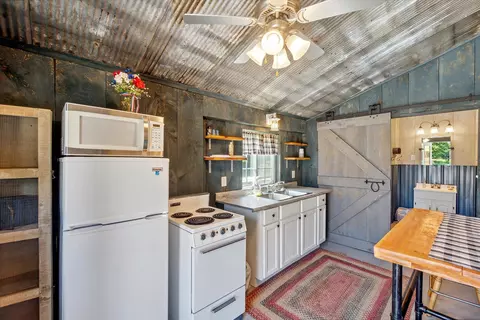 Kitchen - 5703 Peet, Chesaning, MI 48616 photo 7 of 7