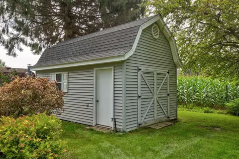 9060 E Curtis, Frankenmuth, MI 48734 photo 39
