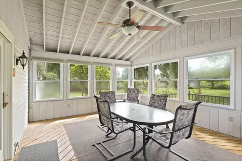 9060 E Curtis, Frankenmuth, MI 48734 photo 23