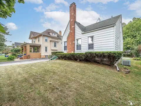 143 Borgess Ave, Monroe, MI 48162 photo 3
