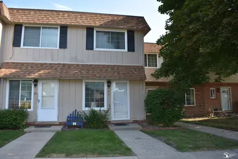414 Riverbend #32, Milan, MI 48160
