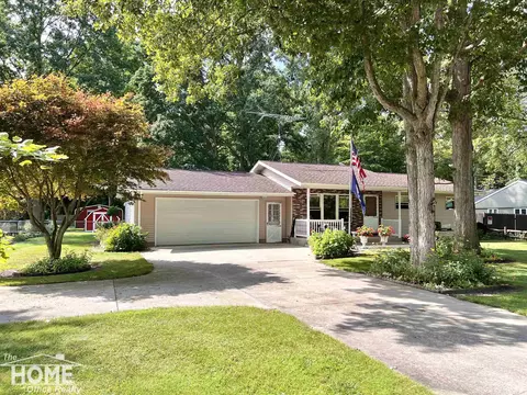 12461 W Townline, Saint Charles, MI 48655