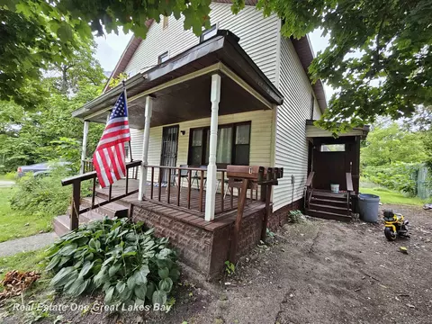 3006 Douglass, Saginaw, MI 48601