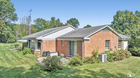 Exterior - 7855 Comanche, Temperance, MI 48182 photo 4 of 10