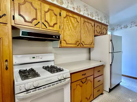 Kitchen - 7855 Comanche, Temperance, MI 48182 photo 5 of 5