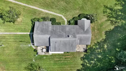 View/Area - 7855 Comanche, Temperance, MI 48182 photo 4 of 4