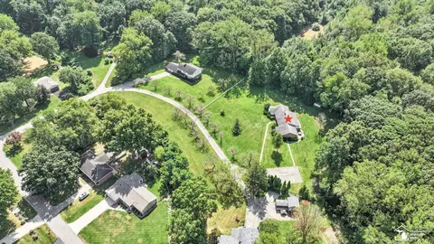 View/Area - 7855 Comanche, Temperance, MI 48182 photo 3 of 4