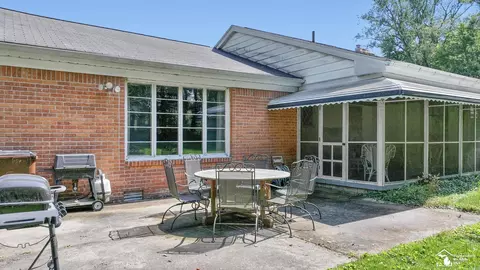 Exterior - 7855 Comanche, Temperance, MI 48182 photo 6 of 10