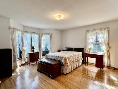 Bedroom - 7855 Comanche, Temperance, MI 48182 photo 2 of 3