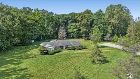 Exterior - 7855 Comanche, Temperance, MI 48182 photo 10 of 10