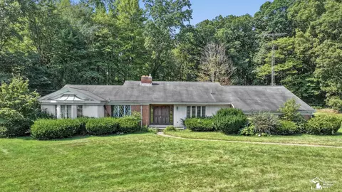 7855 Comanche, Temperance, MI 48182