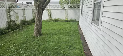 11267 Packard, Warren, MI 48089 photo 14