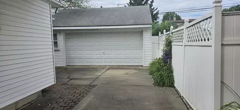 11267 Packard, Warren, MI 48089 photo 11