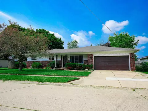 166 Barbara, Mount Clemens, MI 48043