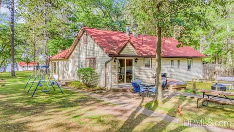 8318 253, Rapid River, MI 49878