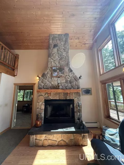 E6961 Maple Grove, Munising, MI 49862 photo 9
