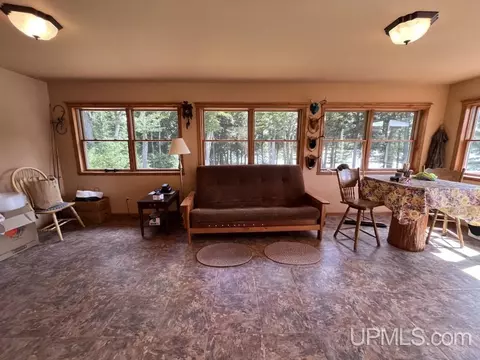 E6961 Maple Grove, Munising, MI 49862 photo 10