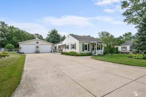 1107 Vineyard, Monroe, MI 48161