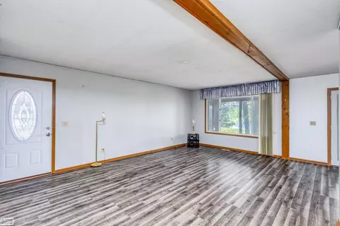 Living - 4780 Rose City Rd, Lupton, MI 48635 photo 2 of 6